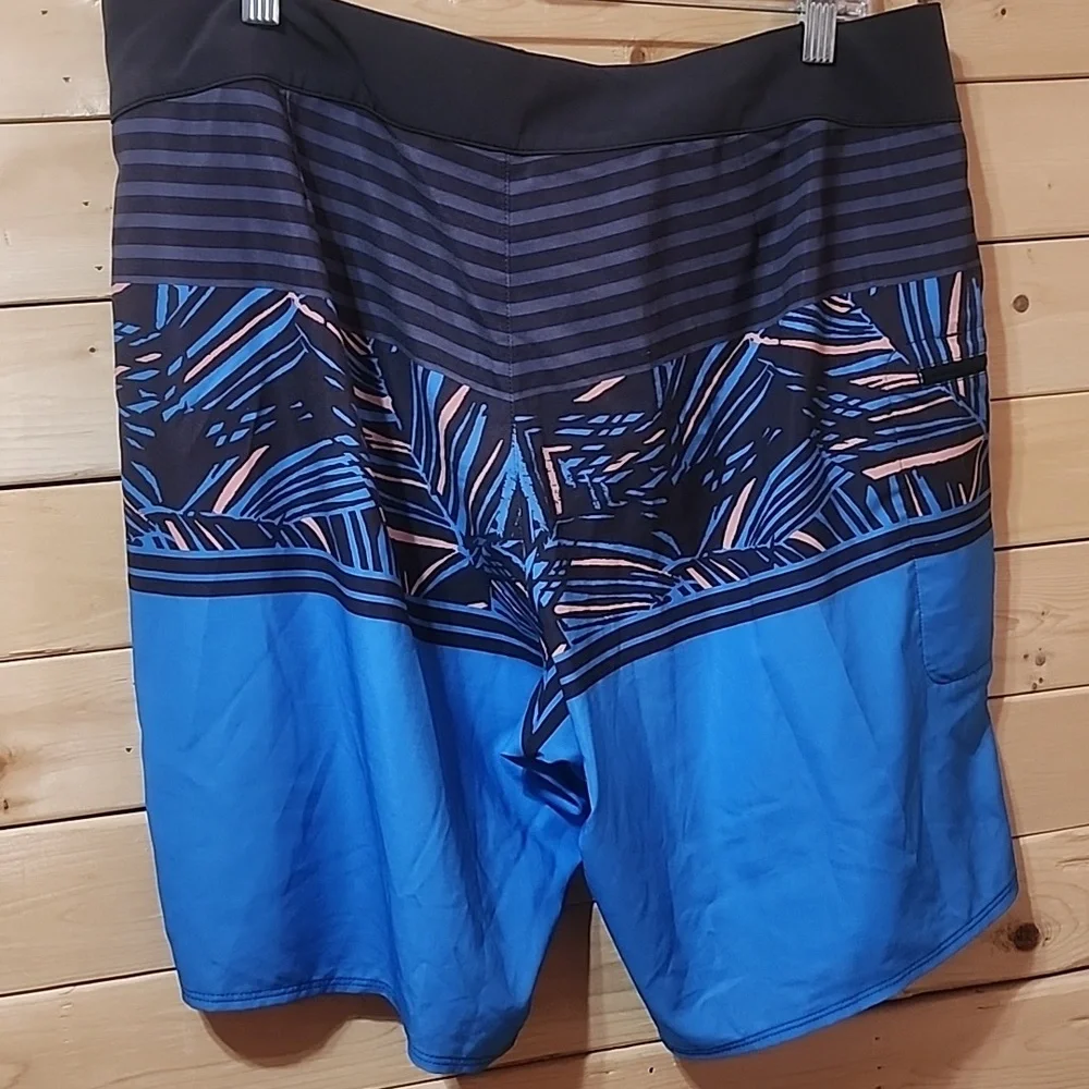 Patagonia Board Shorts Size 36